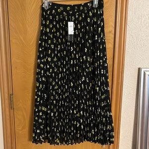 Banana Republic skirt size 4